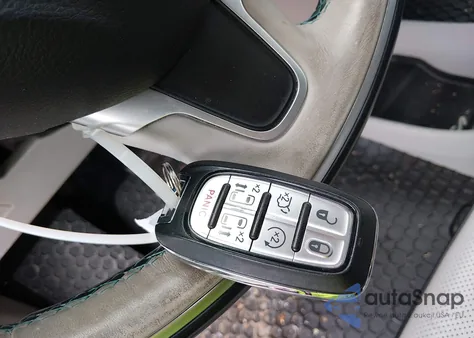 2018 Chrysler Pacifica Hybrid Limited z USA, uszkodzony, nr VIN 2C4RC1N73JR237647